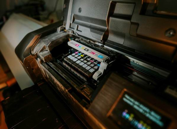 xTool UV Printer: Revolutionizing Makers’ Creations